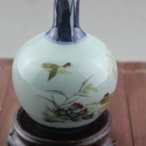手繪青花瓷花瓶