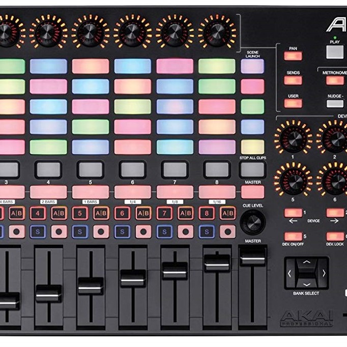 AKAI Professional APC 40 MKII MIDI 控制器
