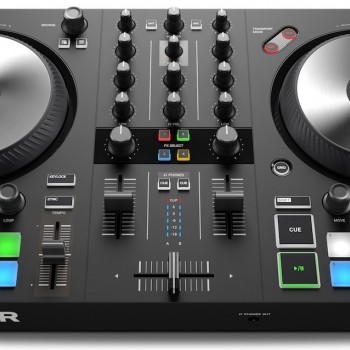 Native Instruments Traktor Kontrol S2 MkIII DJ Controller