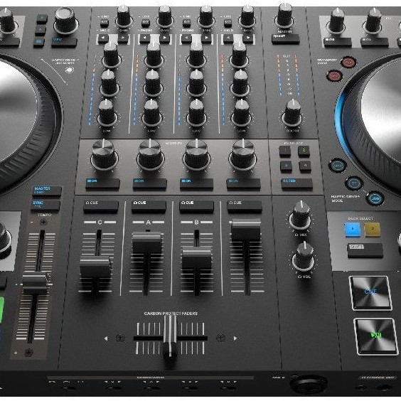 Native Instruments Traktor Kontrol S4 MkIII DJ Controller