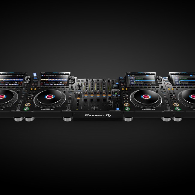 Pioneer DJM-900NXS2 4-channel professional DJ mixer