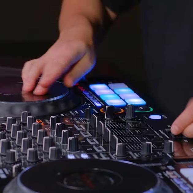 Pioneer DDJ-1000 DJ Controller