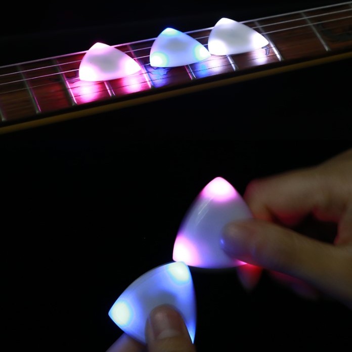 LED Lightning Pick 觸感發光 撥片