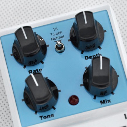 NUX Chorus Core 合唱效果器