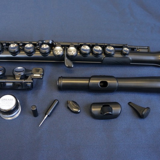 NUVO Student Flute 2.0 塑膠 16孔C調 長笛