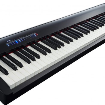 門市陳列 數碼鋼琴  Roland FP-30 BK  (Piano Only Package) 