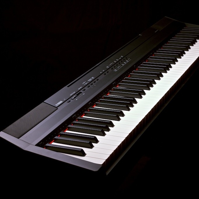 Yamaha P-48 BK (Full Set Package)