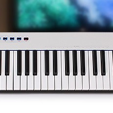 MIDIPLUS X8 88鍵 MIDI KEYBOARD