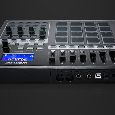 WORLDE PANDA 200 MIDI 控制器