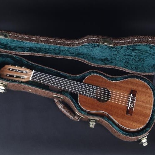INT 28寸 Guitarlele 吉他麗麗
