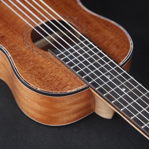 INT 28寸 Guitarlele 吉他麗麗